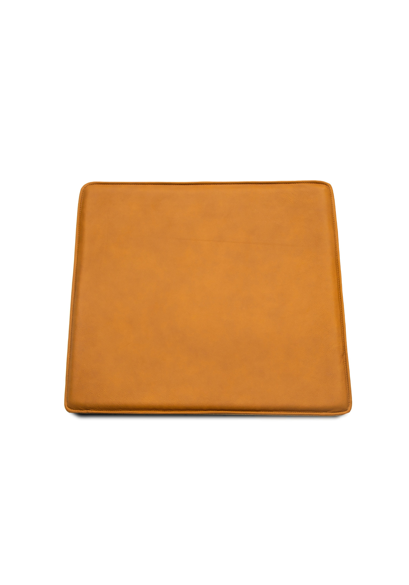 THORUP - Noel Lounge Chair Siddehynde, Cognac