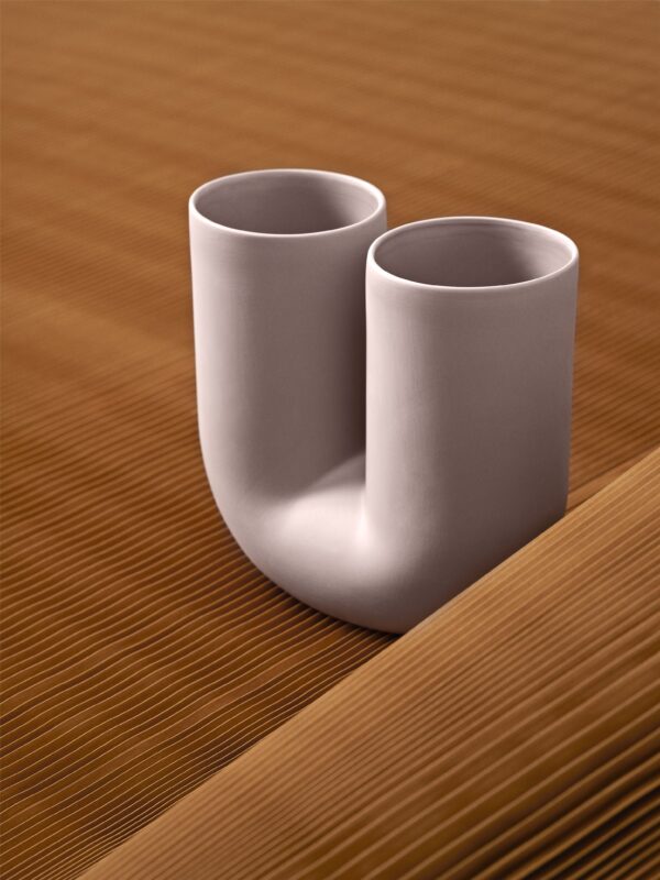 MUUTO - Kink Vase H26, Dusty Lilac - Billede 2
