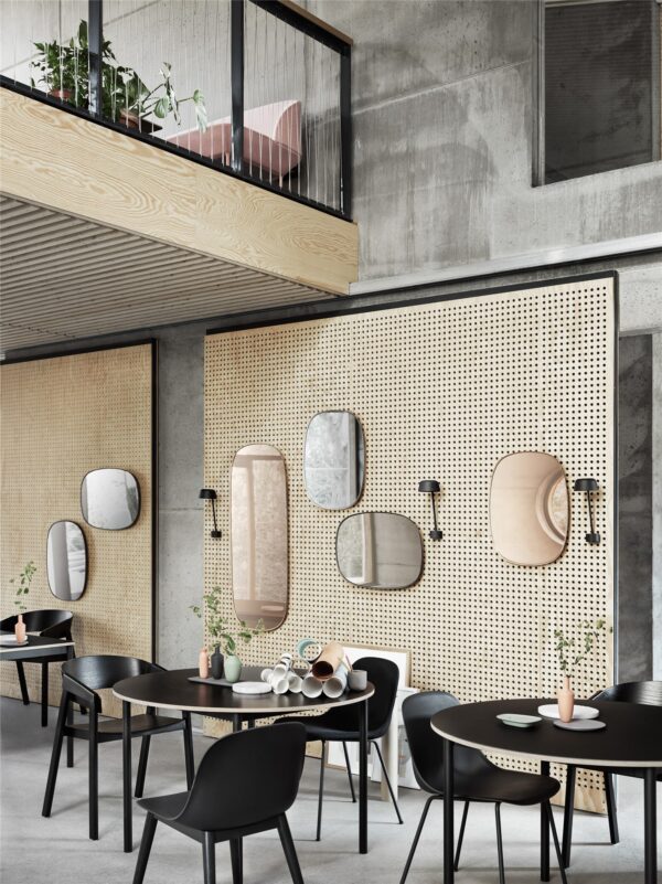 MUUTO - Framed Spejl Small, Taupe/Taupe - Billede 2