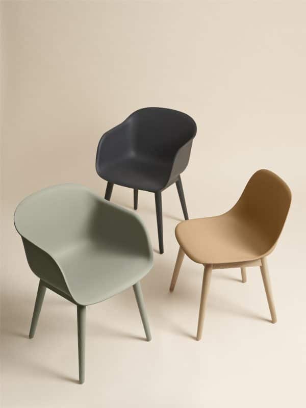 MUUTO - Fiber Spisebordsstol Wood Base, Ochre/Oak - Billede 2
