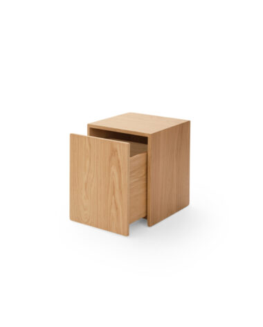 NEW WORKS - Mass Sidebord M. Skuffe, Oak