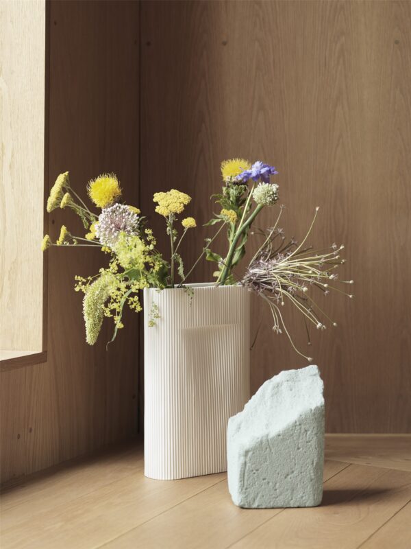 MUUTO - Ridge Vase H48, Off-White - Billede 2