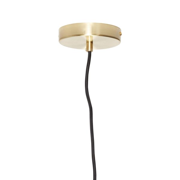 Guldloftsmontering med et sort designerkabel, der strækker sig nedad, isoleret på en hvid baggrund.