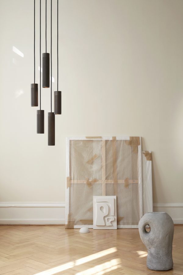 THORUP - Patrone Cluster Pendel Large, Black-browned Brass/Brass - Billede 2