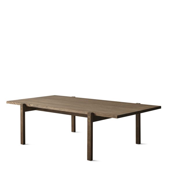 En moderne, minimalistisk EBERHART - Eugene Sofabord med en rektangulær top og fire ben, vist mod en almindelig lys baggrund.