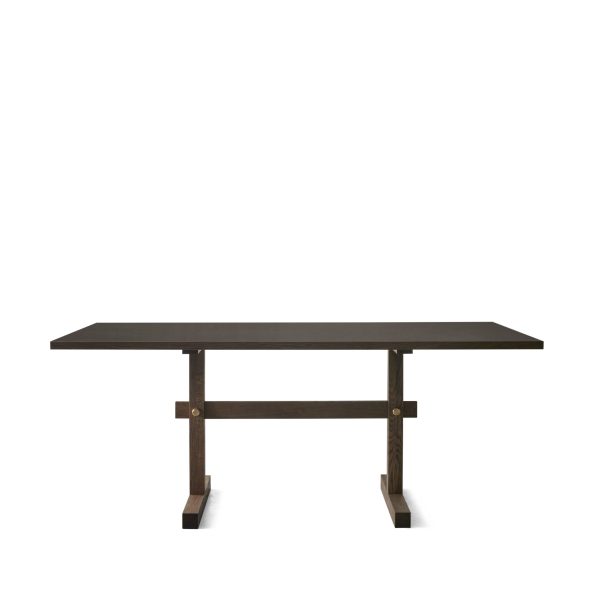 En rektangulær mørkebrun træ EBERHART - Gaspard Spisebord 180 med et minimalistisk design og robuste ben, isoleret på en hvid baggrund.