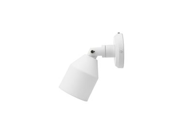 Hvid vægmonteret Klip Væglampe spotlight med et moderne design, med et justerbart lampehoved og en hvid finish, isoleret på en almindelig hvid baggrund.