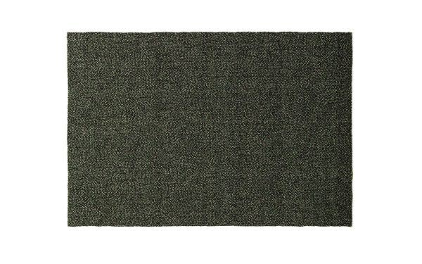 Et firkantet, NORMANN COPENHAGEN - Polli Gulvtæppe 200x300 tæppe isoleret på en hvid baggrund. Tæppet fremstår tæt med en ensartet, kort luv, hvilket giver det et ensartet udseende.