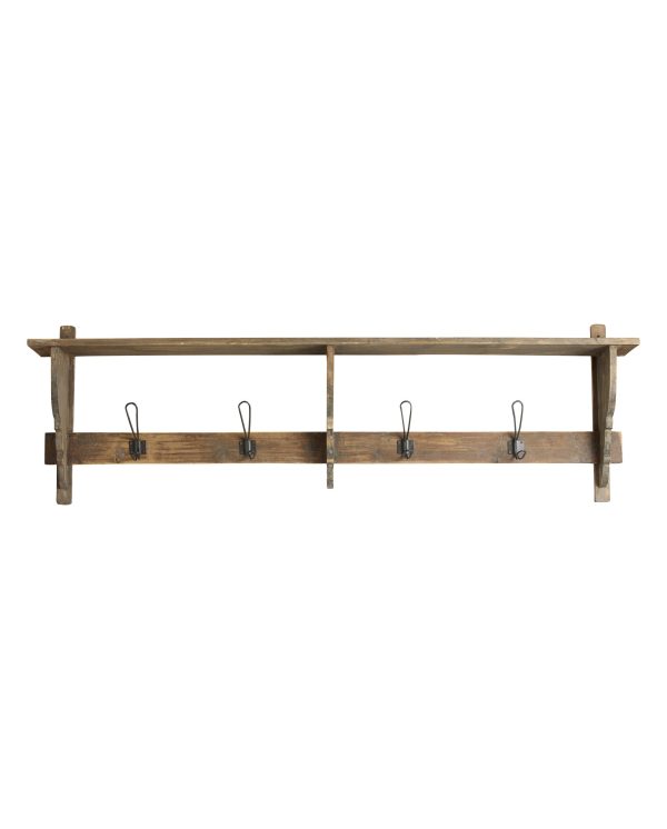 En rustik knagerække i træ med fem metalkroge og en øverste hylde, designet til interiørbrug, isoleret på en hvid baggrund.