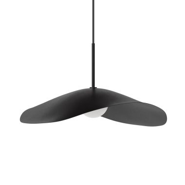 En moderne sort pendel med et slankt, buet design fra TomorrowsDesign, hængende i et tyndt kabel mod en hvid baggrund.