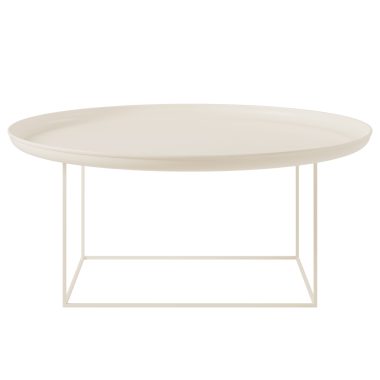En minimalistisk hvid oval NORR11 - Duke Sofabord Ø90 med en glat bordplade og en slank, geometrisk metalbund, isoleret på en almindelig hvid baggrund.