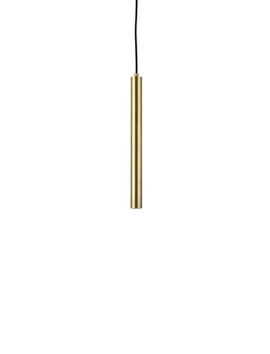 EN NORR11 - Pipe One Pendel pendel med en cylindrisk guldskærm, der hænger i et sort kabel mod en solid hvid baggrund.