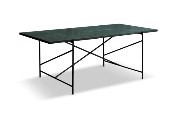Et moderne, mørkegrå bord med en rektangulær plade og en krydset TomorrowsDesign metalbund, med en sort måtte nedenunder på en grøn baggrund.