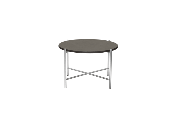 Et lille, bærbart rundt bord med en mørkegrå plade og et sammenklappeligt sølvmetalstel, med et slankt design, isoleret på en almindelig grøn baggrund.